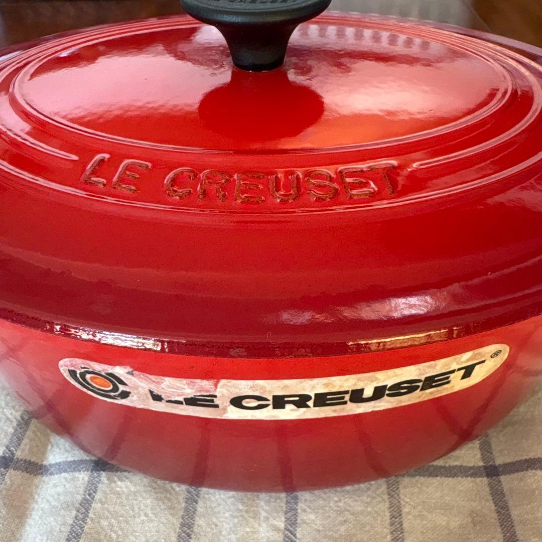 ル・クルーゼ鍋　オーバル赤２５