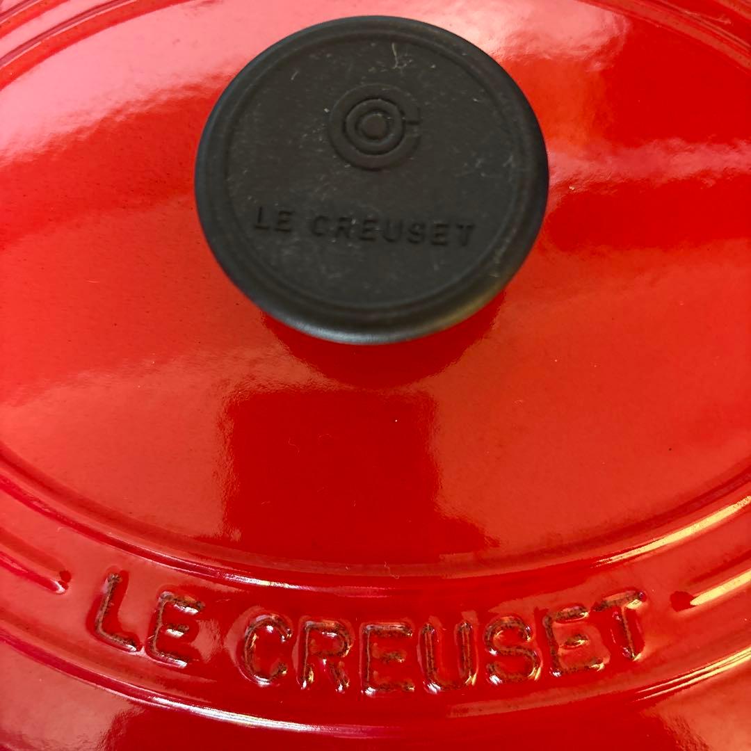 ル・クルーゼ鍋　オーバル赤２５