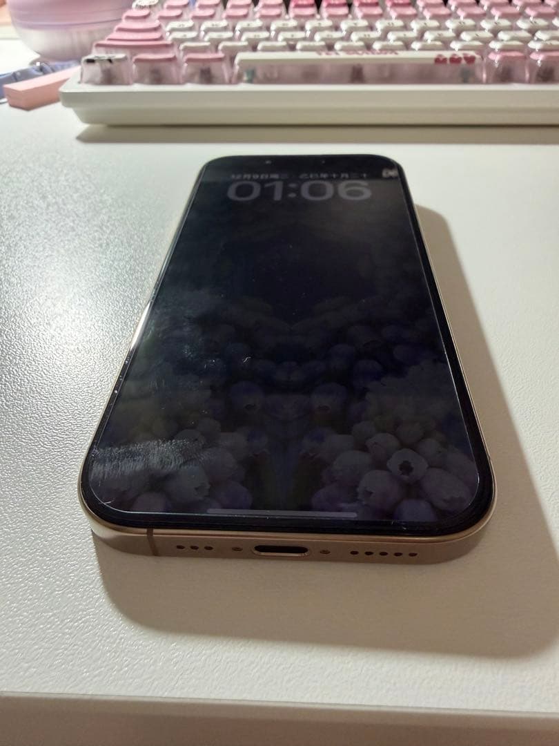 iPhone16 Pro 256g デザートチタニウム