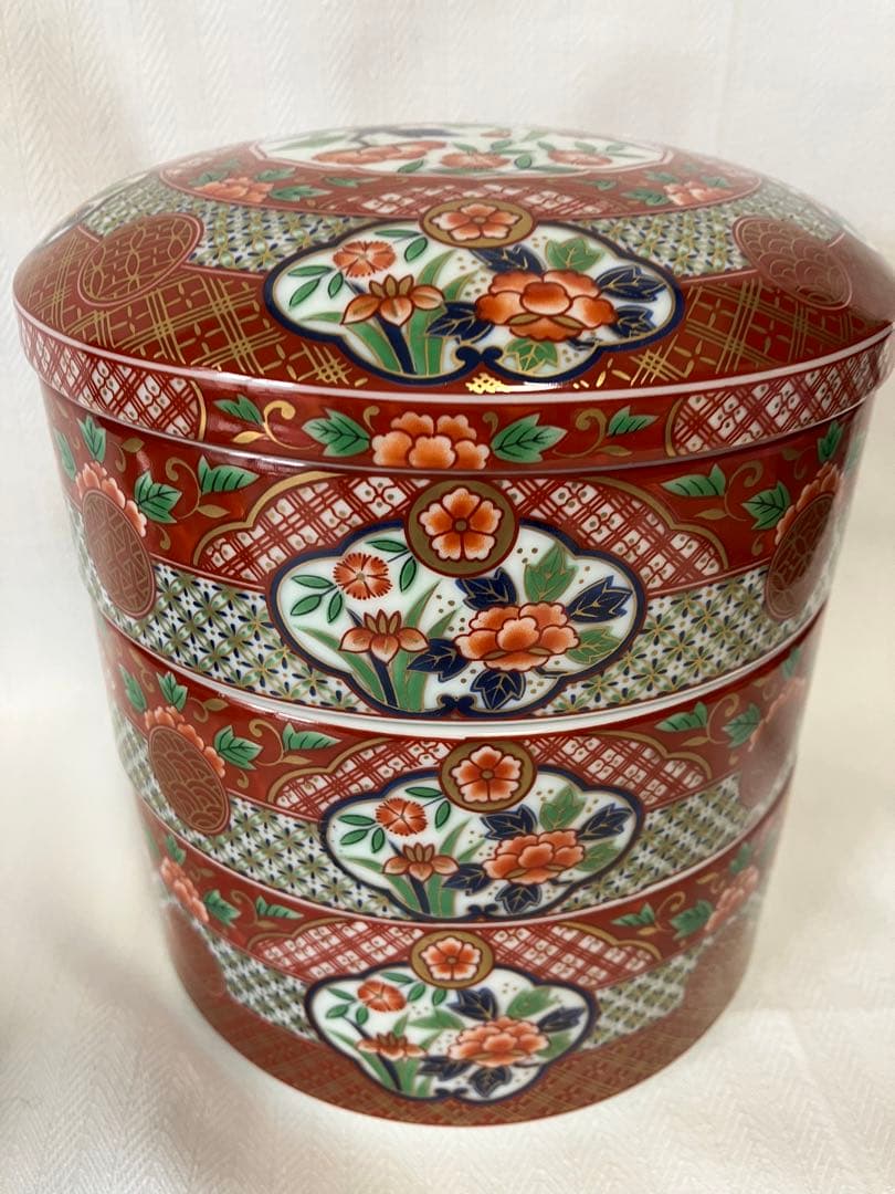 お正月に！重箱と皿と箸置きのセット