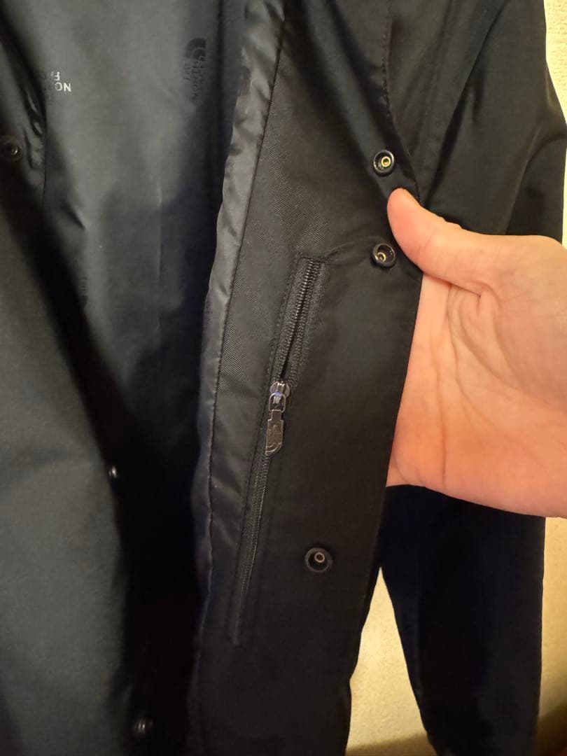 【美品・M】THE NORTH FACE ブラックナイロン コーチジャケット