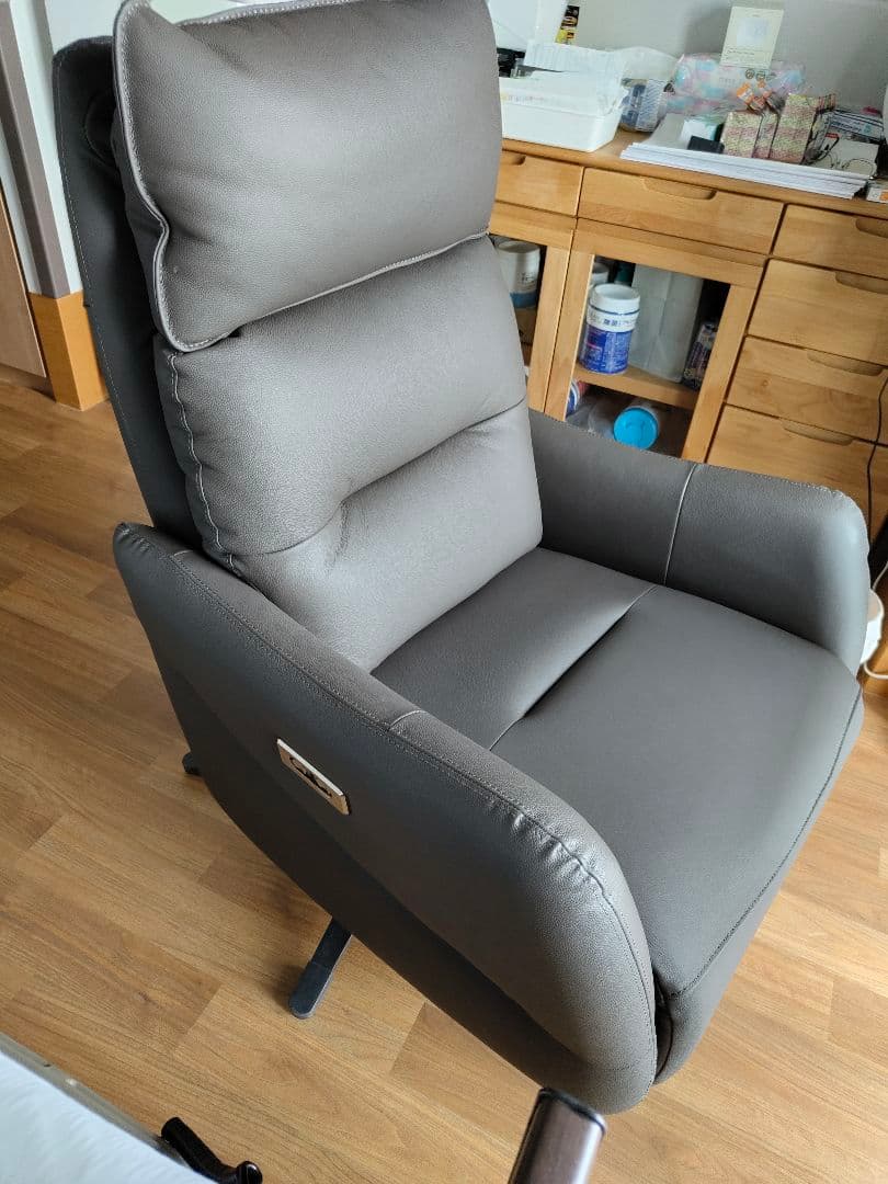 [のんちゃん] ニトリ 電動リクライニングパーソナル( LE01 BK)