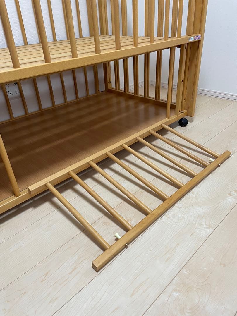 【送料込み】サワベビー　国産ベビーベッド（サークル変更可能）