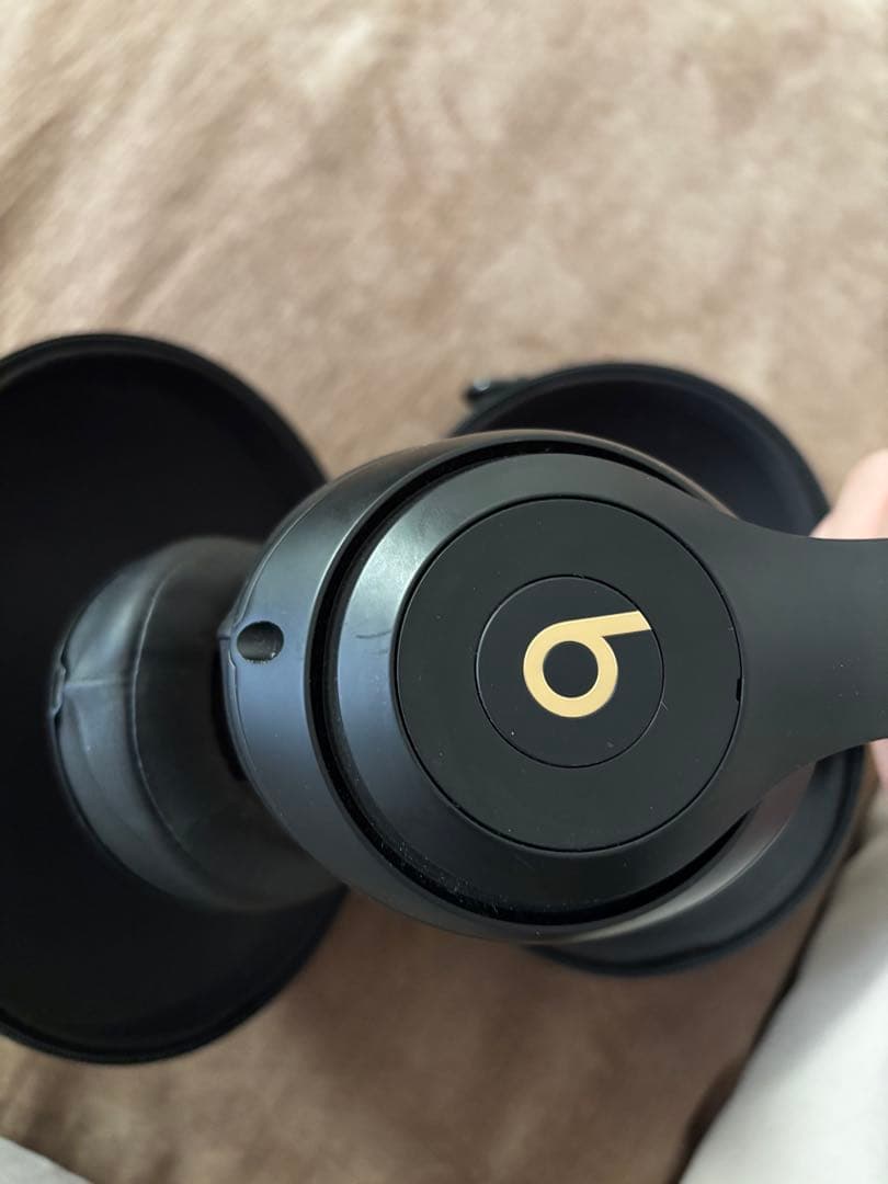 ブルートゥースヘッドホン MXJA2PA/A ミッドナイトブラック