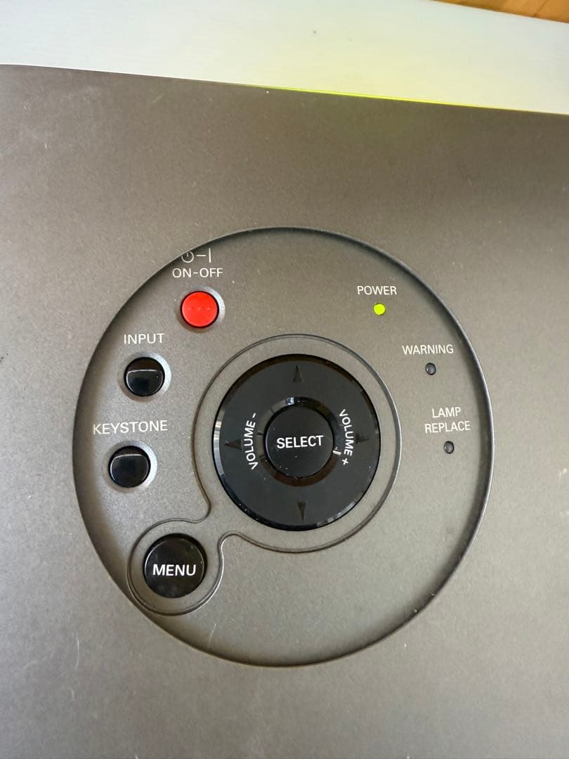 EIKI VC-SB20プロジェクター(a28)