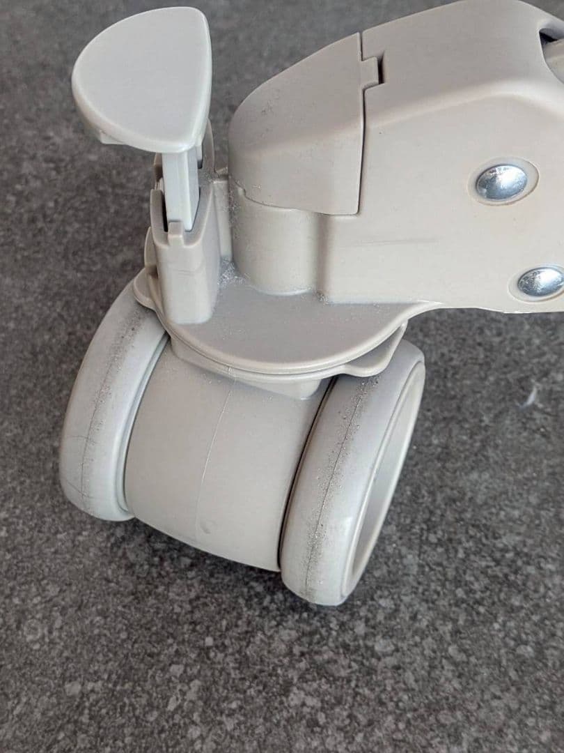 【美品】Aprica ユラリズム オートプレミアム アップリカ