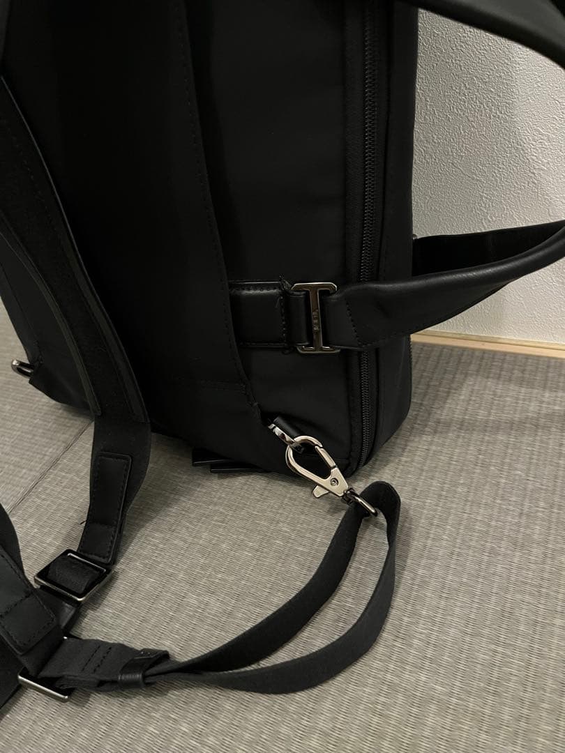 ビジネスバッグ　TUMI ブラック　リュック
