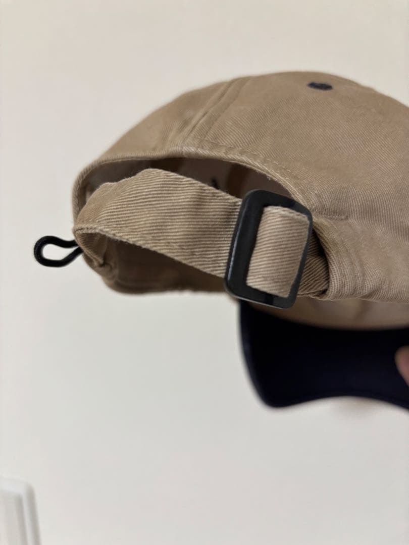 MONCLER ベージュ キャップ