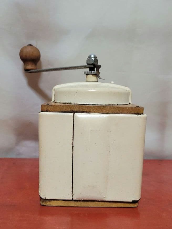 Peugeot 手挽きコーヒーミル アイボリー