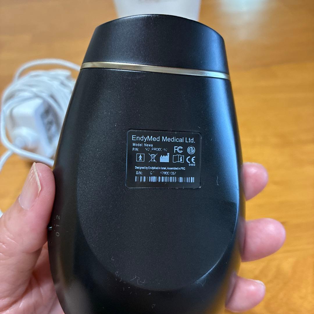 NEWA 美顔器 本体 + 電源コード