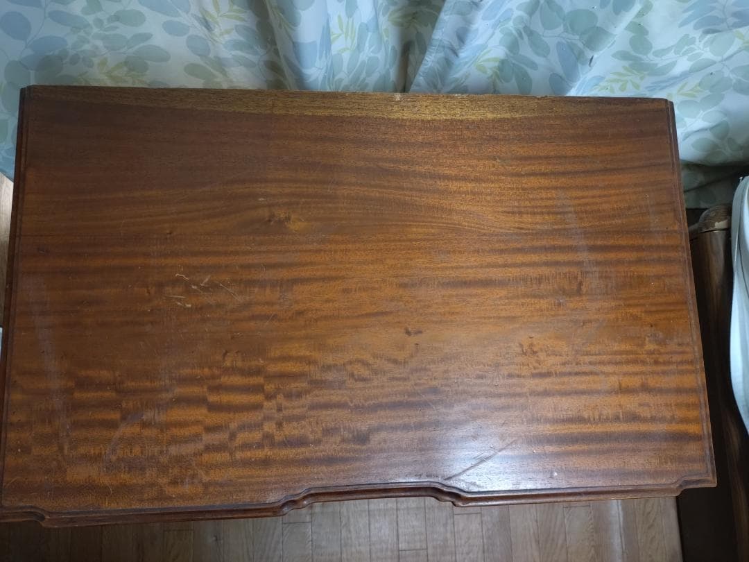 アンティーク　4段チェスト