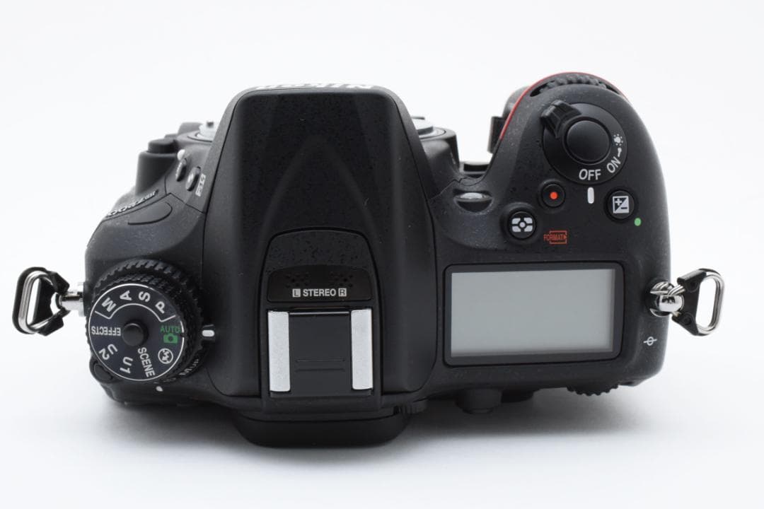 ほぼ新品 ニコン Nikon D7200 ボディ 《ショット数709回》1109
