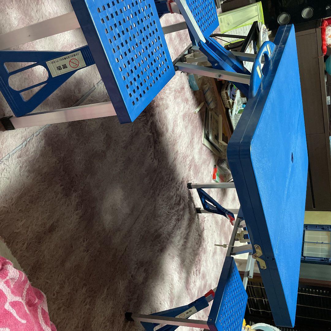 青 折りたたみ式アウトドアテーブル 約120cm x 60cm