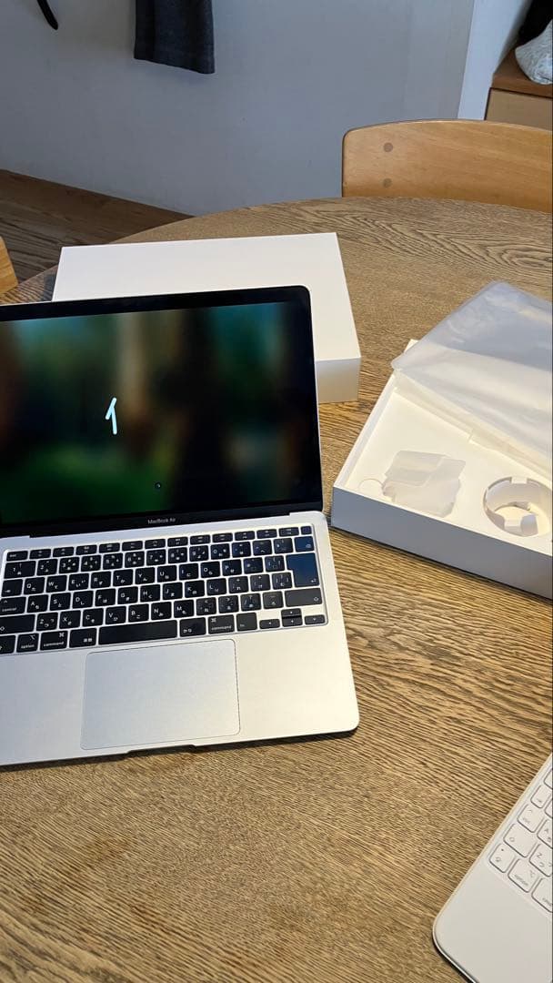 MacBook Air 256GB SSD 8GBメモリ