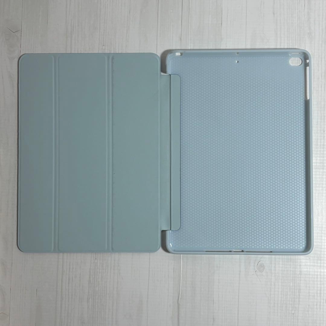 iPad 第5世代 32GB ゴールド ケース付き 美品