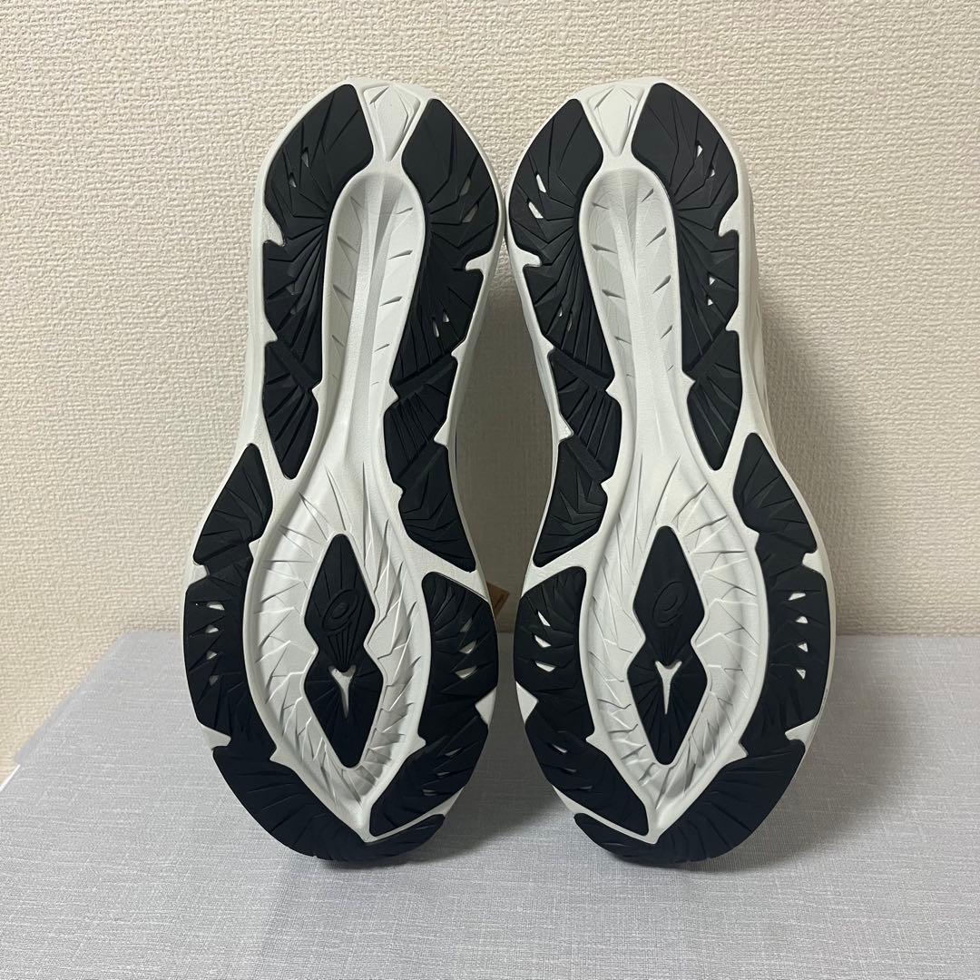 【新品】アシックス　NOVABLAST 4 Wランニングシューズ 30cm