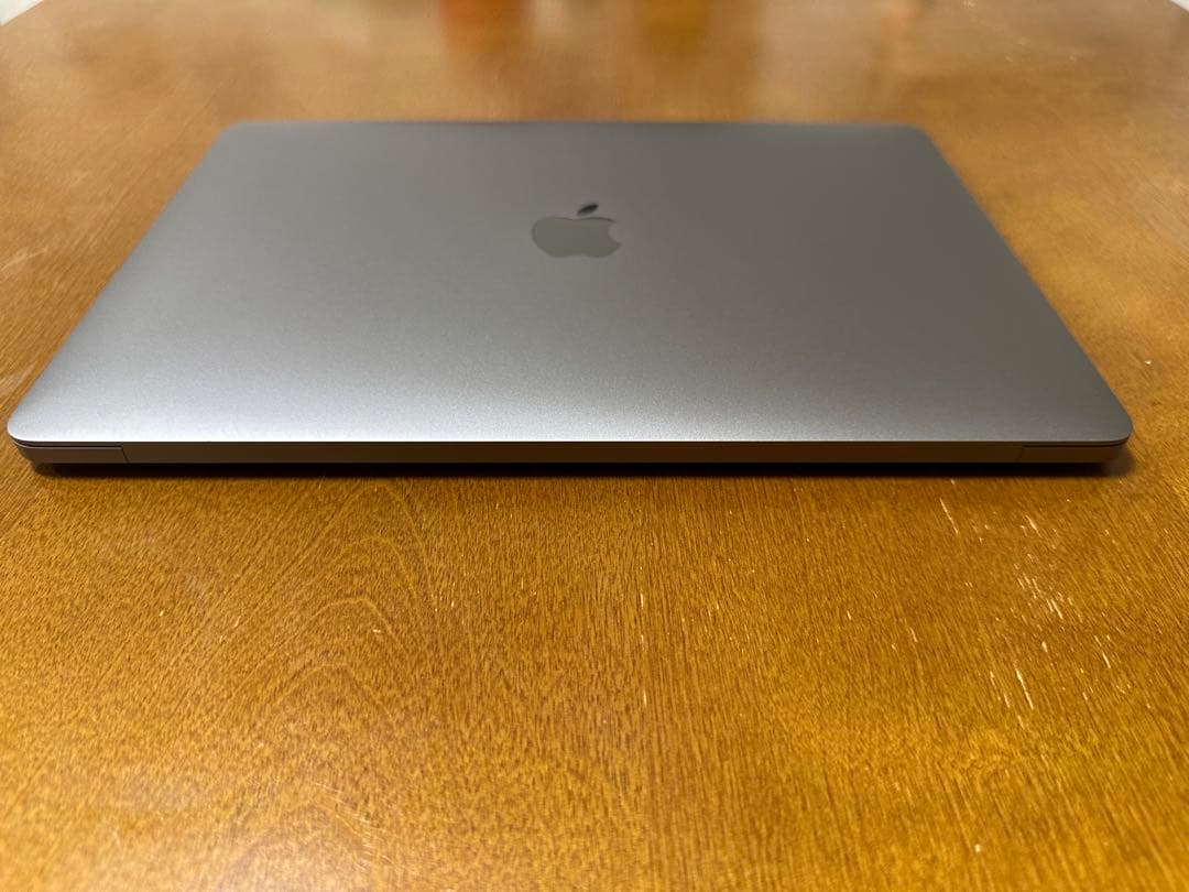 MacBook Pro 2019 13インチ i7 16G RAM 1T SSD
