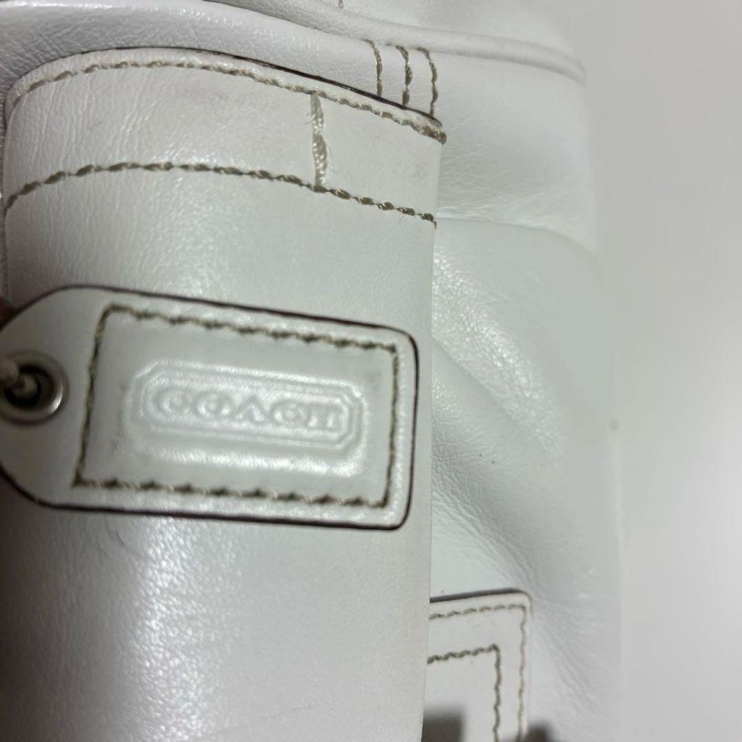 COACH コーチ　ホワイトレザーハンドバッグ　白