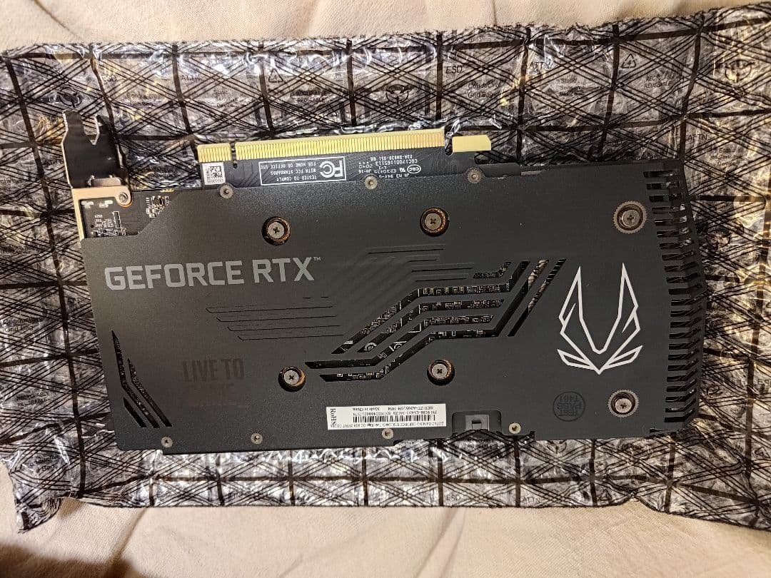 グラフィックボード・グラボ・ビデオカード ZOTAC GEFORCE RTX 3060 Ti TWIN EDGE OC