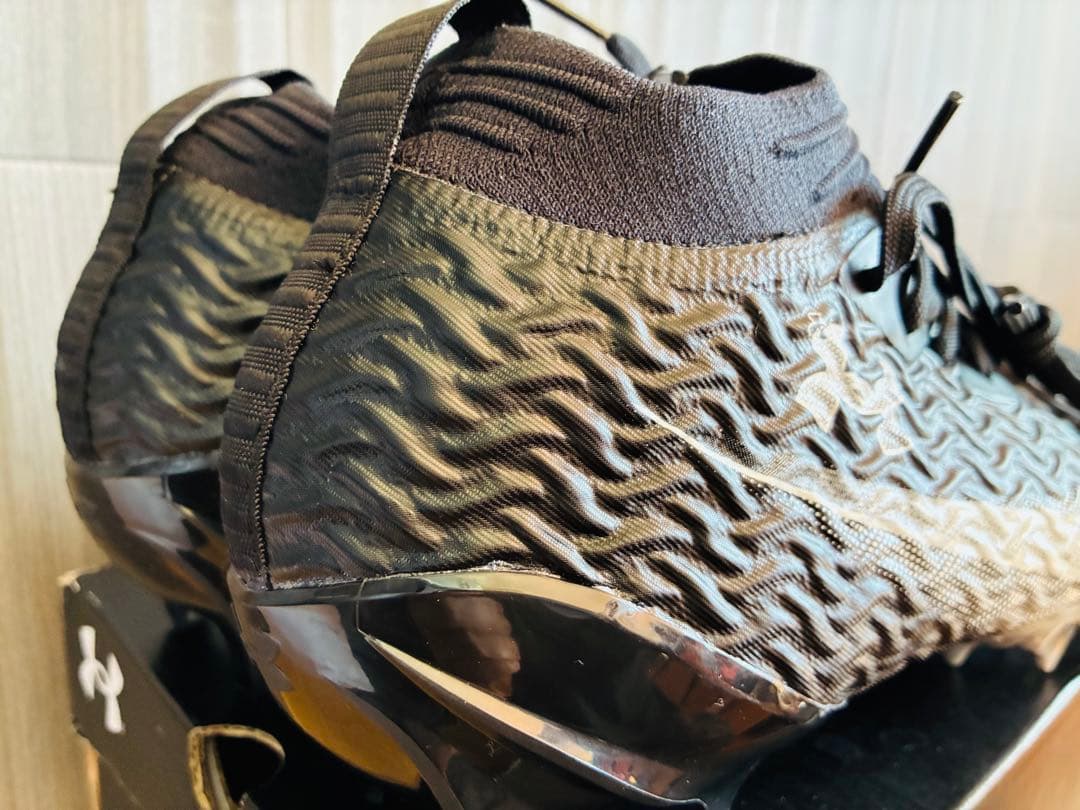 ⭐︎希少未使用⭐︎UNDER ARMOUR SPOTLIGHT PRO 2025 黒