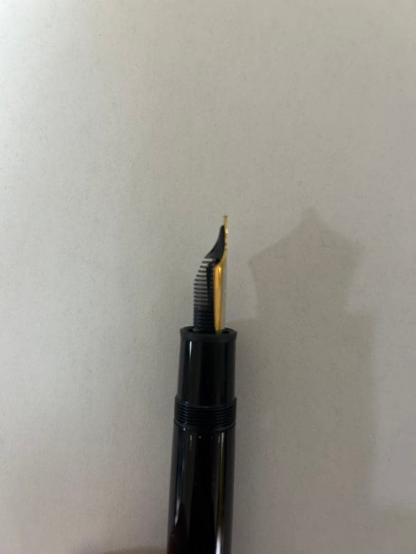 モンブラン 万年筆 黒 金ペン先 4810 18K 専用ケース付き　No.149