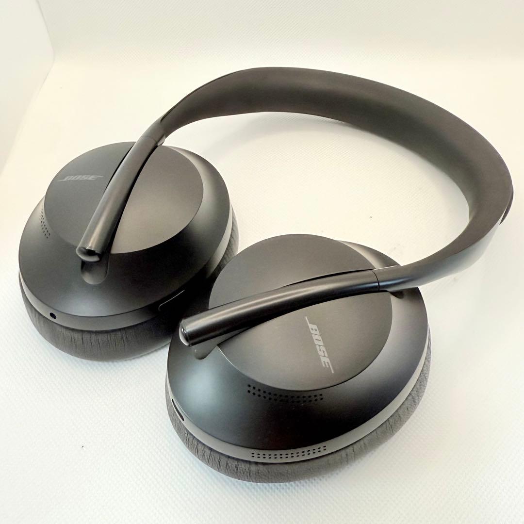 美品　Bose Noise Cancelling Headphones 700