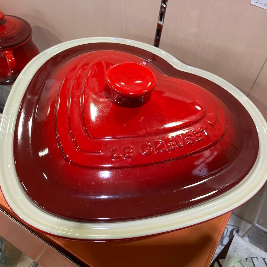 【新品未使用品】ル・クルーゼ ハートディッシュL 廃盤品