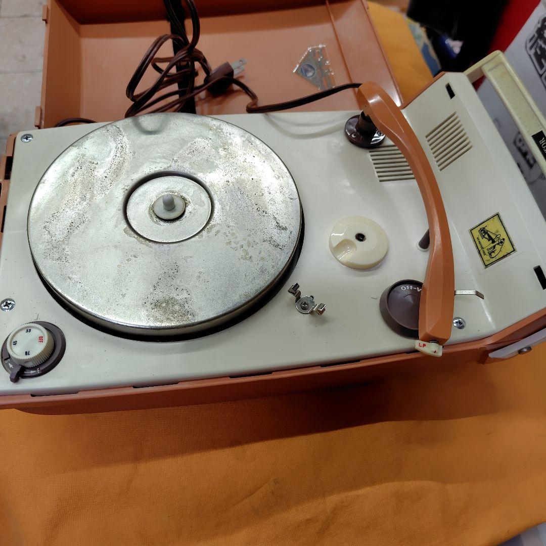 VICTOR オレンジ クラッチバッグ　ジャンク