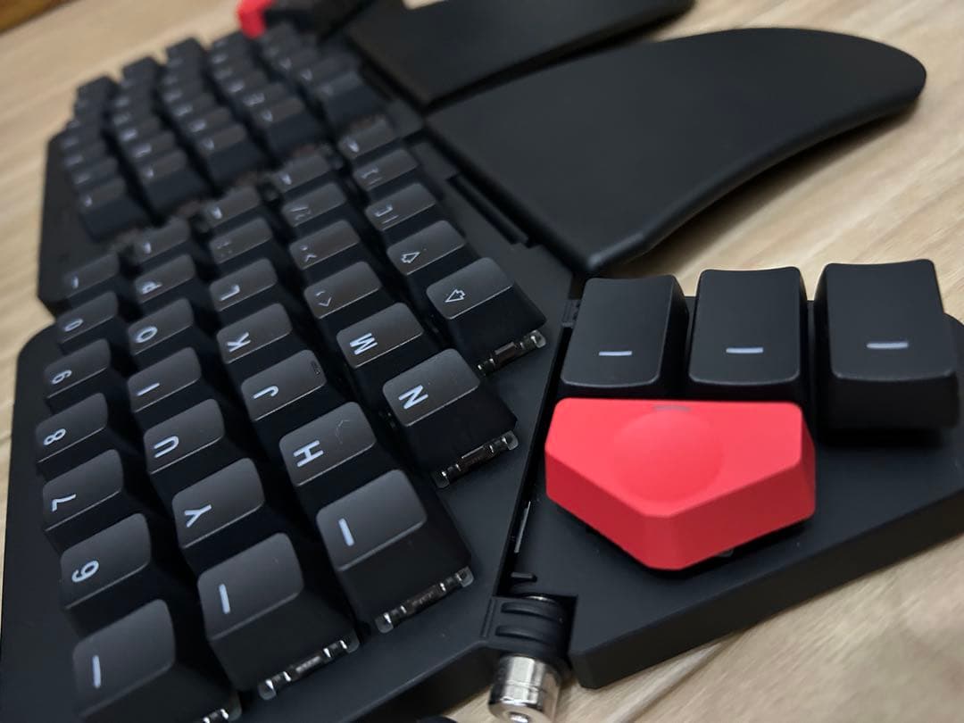 【美品】ZSA Moonlander Mark I 分割キーボード ピンク軸