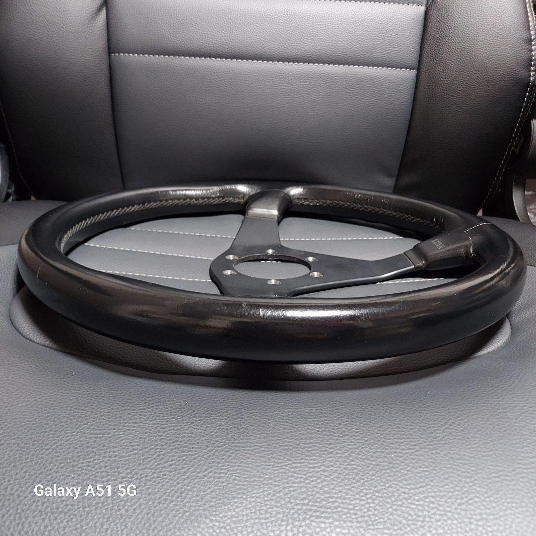 ナルディ　ステアリングハンドル　正規品