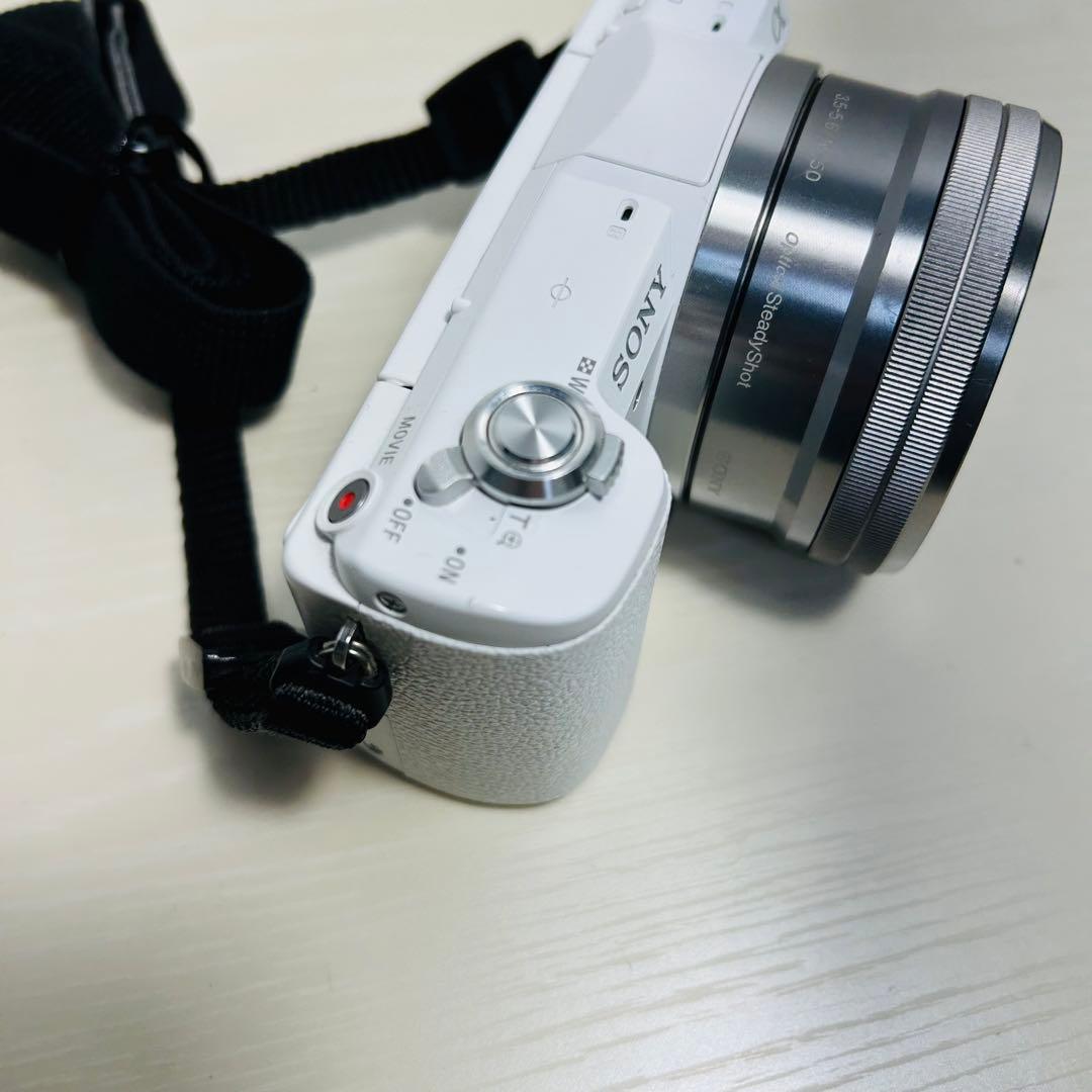 人気！ SONY α5100 ミラーレス一眼 E 16-50mm ホワイト