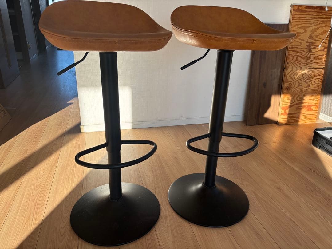 ブラウン合成皮革スツール 高さ調節可能