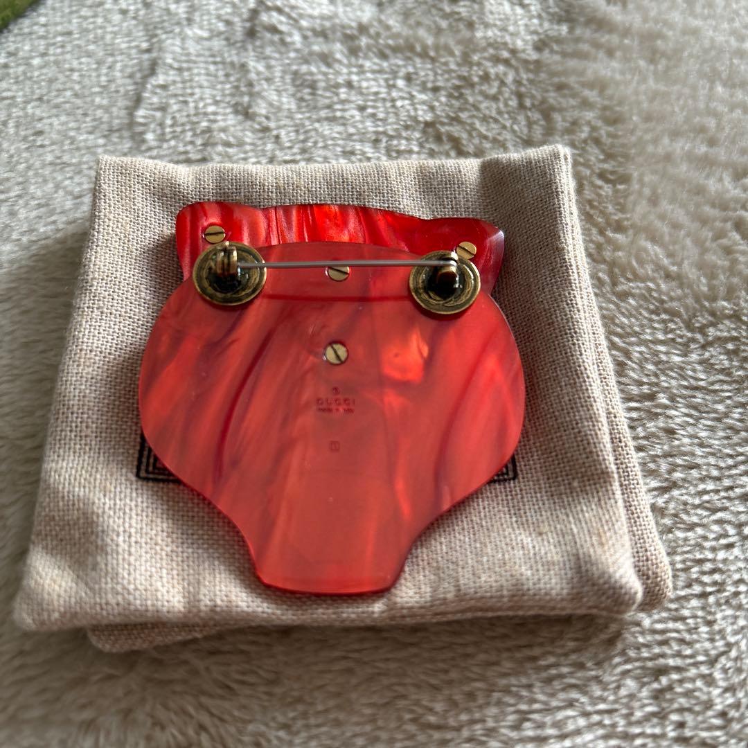 激レア　GUCCI レッド　虎　タイガー　ブローチ