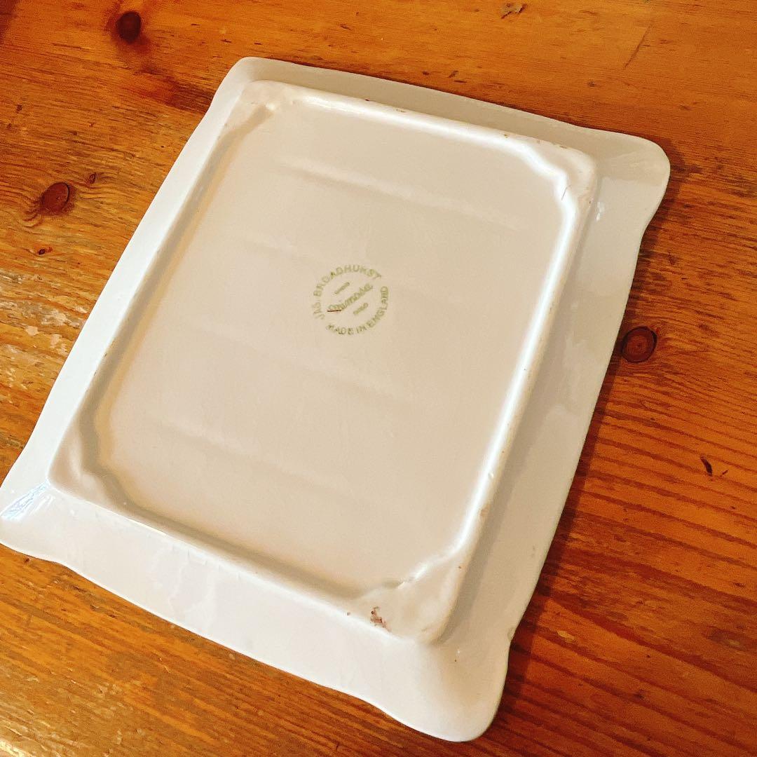 イギリス　可愛いミモザのチーズケース