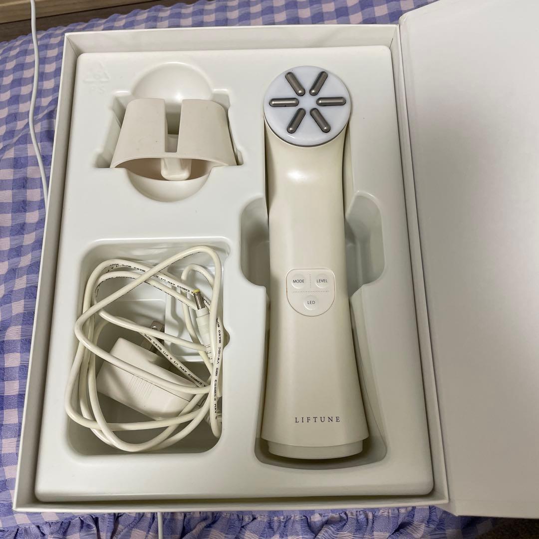 【即購入◎】LIFTUNE リフチューン　美顔器