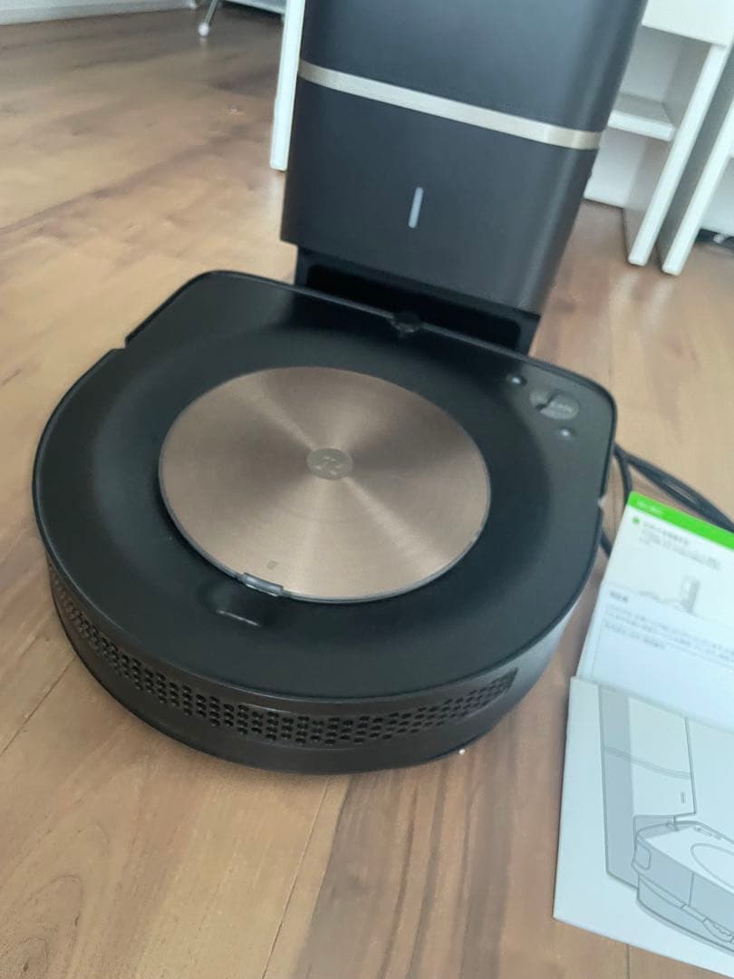 iRobot Roomba s9+　自動ゴミ処理機能付き