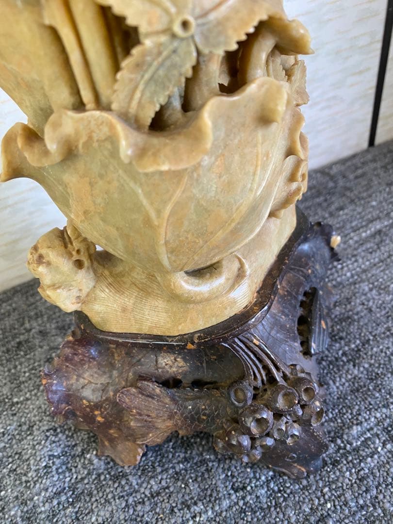中国石細工　花瓶フラワーベース　花彫刻　アンティーク　美術品
