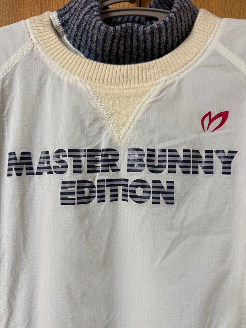 マスターバニーエディションゴルフナイロンジャンパー２枚重ね