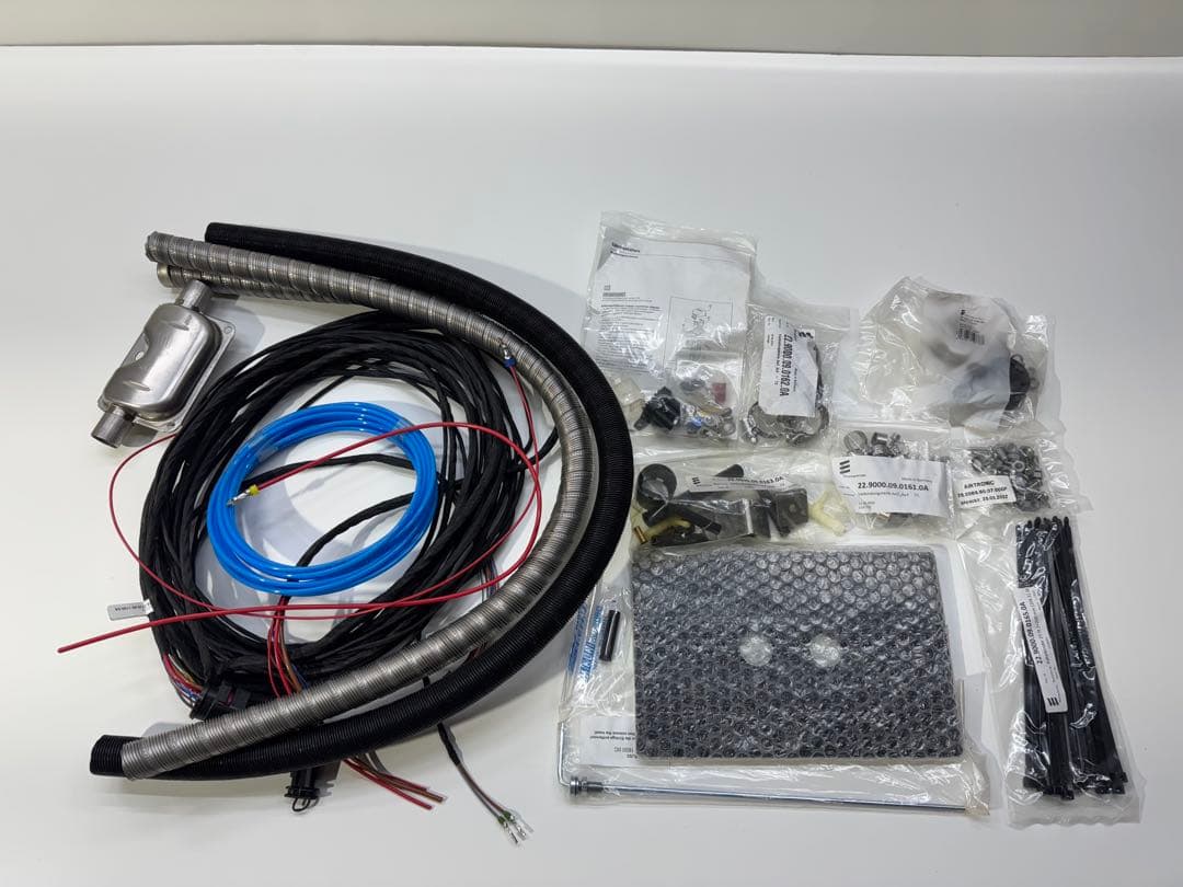 Toshi　FFヒーター エアトロニックD2L 12V （ディーゼル）