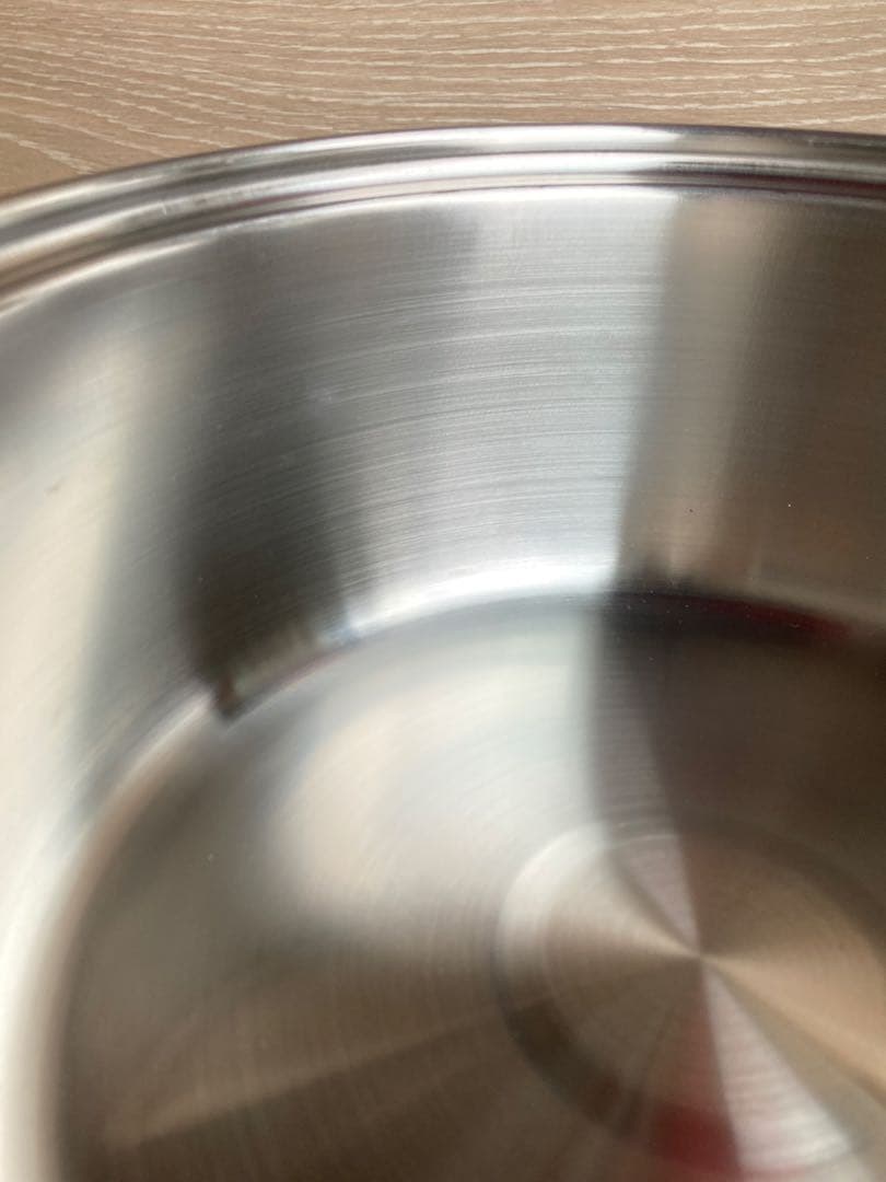 お*泉様 タッパーウエア　21cm寸胴鍋