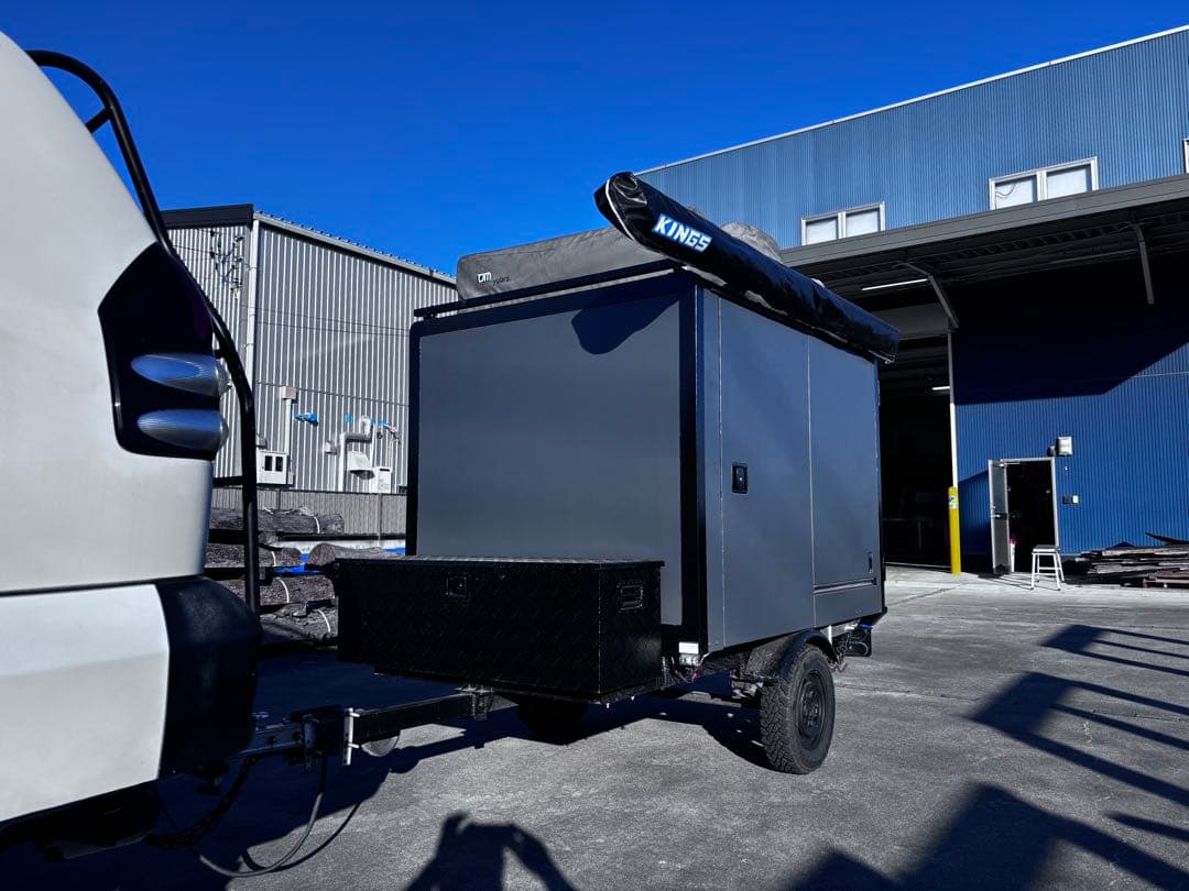 キャンパートレーラー　軽カーゴトレーラー