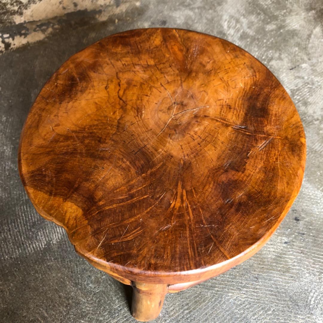 チーク材　木製 丸型スツール　ハンドメイド風　ナチュラル　北欧風　ティスプレイ