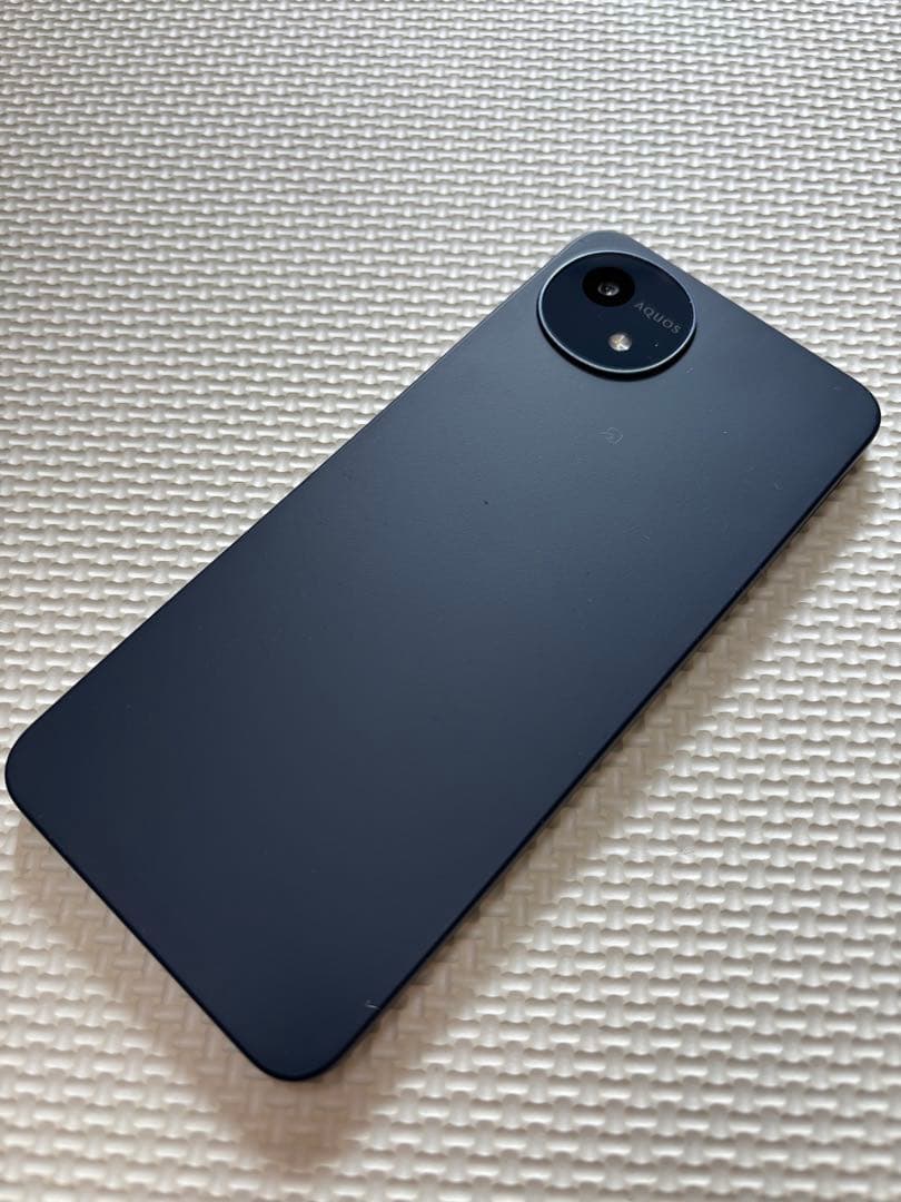 【中古】ドコモ版 AQUOS wish4 SH52E