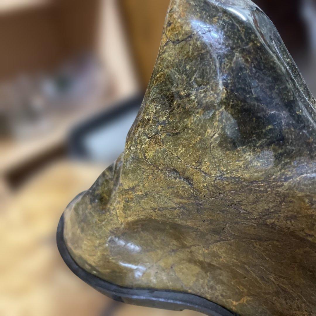 石製山の彫刻　　鑑賞石　玄関　 床の間　神聖な山のイメージ