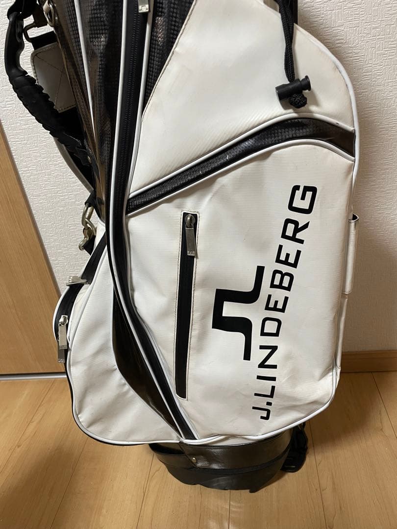 J.LINDEBERG キャディバッグ 白/黒　スタンドバッグ　フード無し