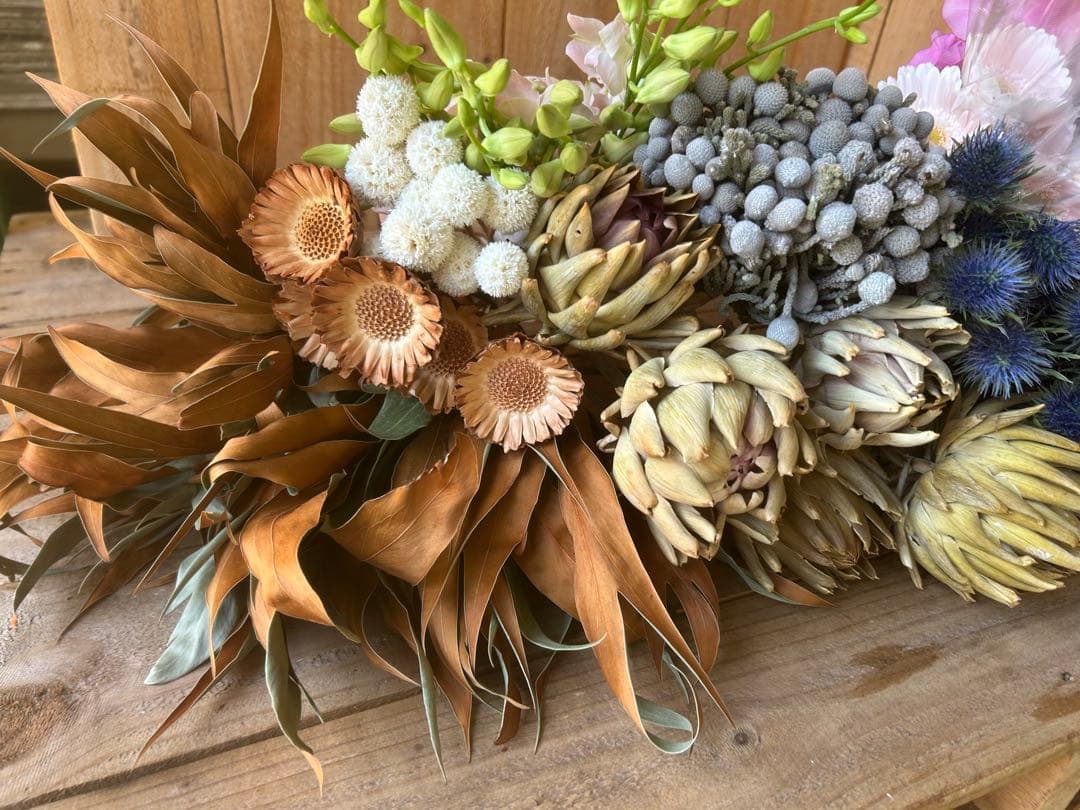 ✨年末お特MIX【C】ラナン　スイートピー　スターチス　スワッグ　生花