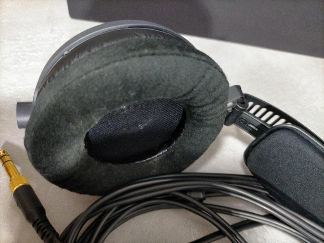 オーディオテクニカ　ATH-R70x 開放型ヘッドホン