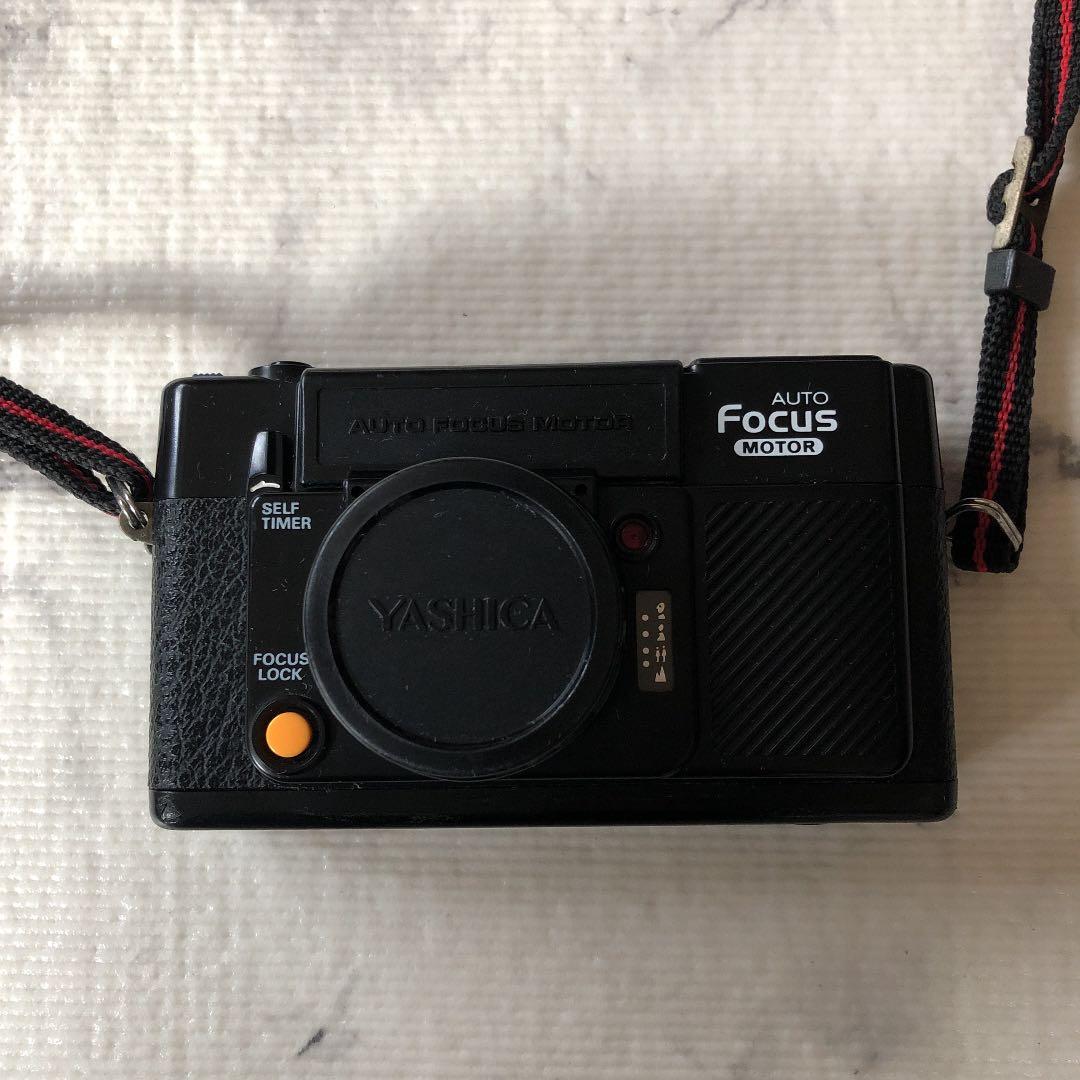 美品　YASHICA フィルムカメラ