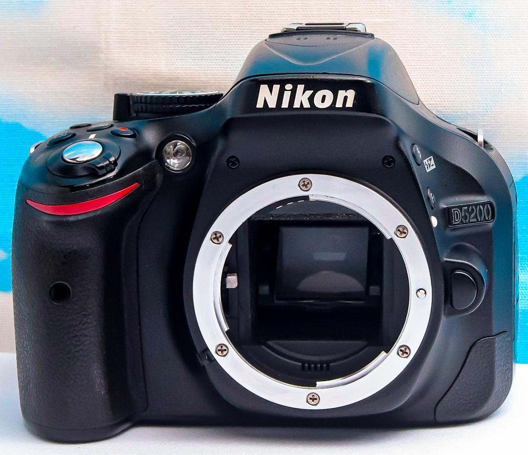 ニコン Nikon D5200⭐️スマホに転送⭐️超高画質⭐️動画OK⭐️