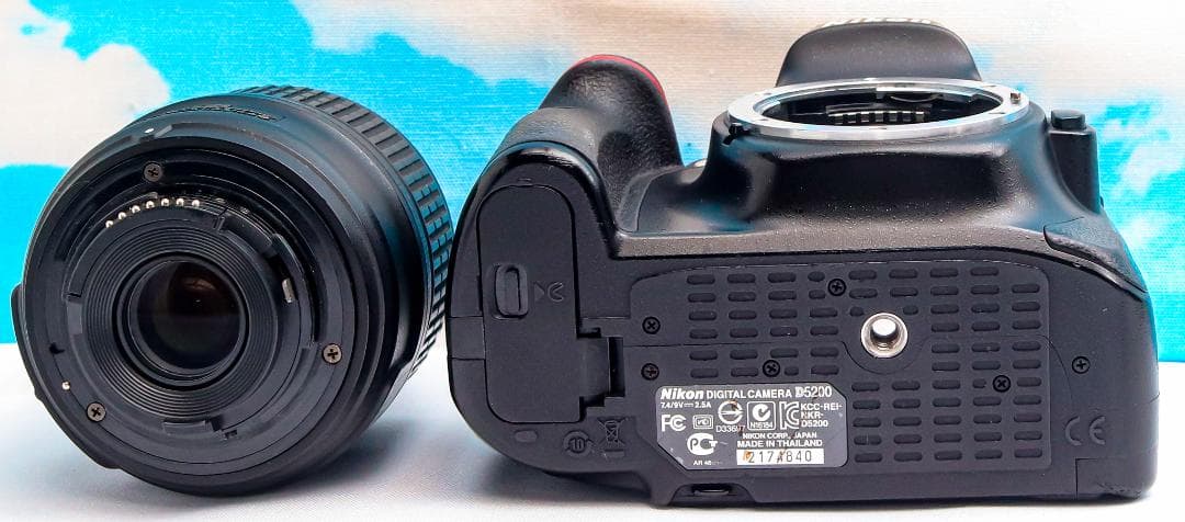 ニコン Nikon D5200⭐️スマホに転送⭐️超高画質⭐️動画OK⭐️